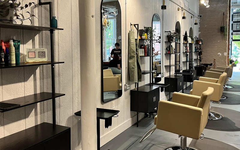 Berber Tezgahı ve Aksesuar Uyumunda Estetik Dengenin Önemi